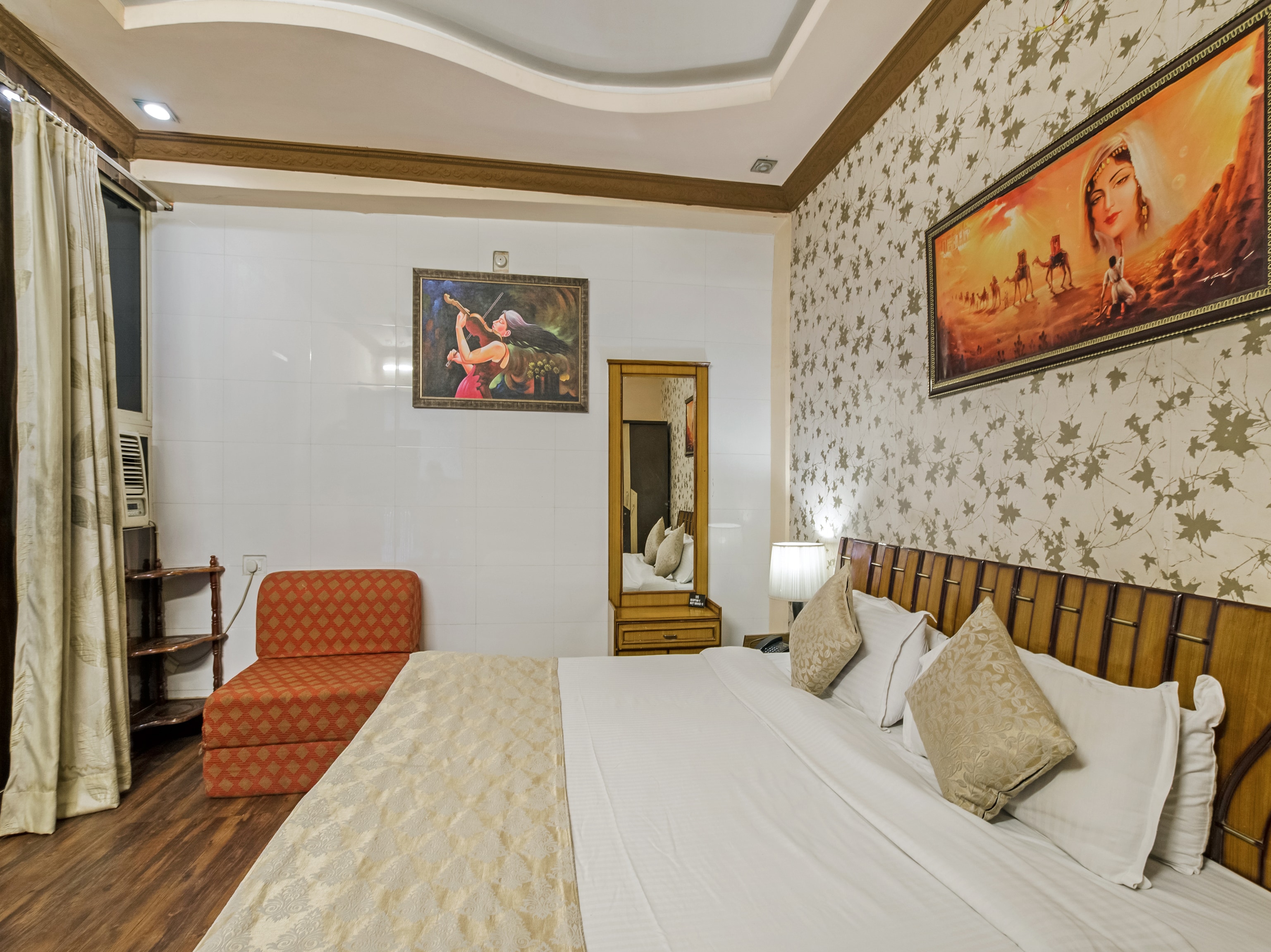 Hotel Meenakshi Udaipur - Tap to explore photos