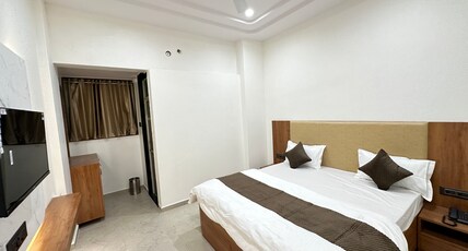 Hotel Madhav Inn Room Type - Non Ac Doubel Bed