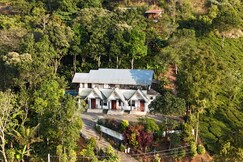 Vagamon Gramina Pool Resort
