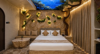 Dragonfly Hotel - The Art Hotel Room Type - Forest Room with Grand Jacuzzi Dragonfly Hotel - The Art Hotel Room Type - Forest Room with Grand Jacuzzi