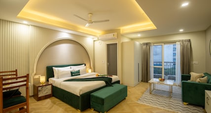 BedChambers Luxe Stay Near Medicity Room Type - Premium Apartment with balcony BedChambers Luxe Stay Near Medicity Room Type - Premium Apartment with balcony