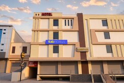 FabHotel Aqueens Plaza - Near Jawahar Circle, Patrika Gate