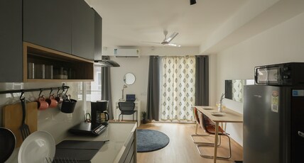 Luxora Stays | Beside Airport | Entire Apartments Room Type - A907|Airport view from roof|Coffee maker|AC