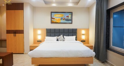 HOTEL RADHIKA REGENCY Room Type - Suite Room