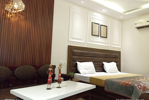 CHAWLA HOTEL 