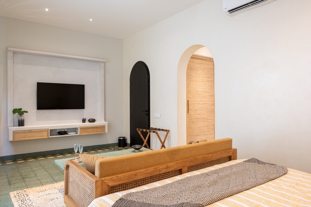 Casa Meraki by Serai Villas 4BHK Vagator - Tap to explore photos