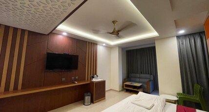 Asha Premium Room Type - Premium Luxury Room With Bathtub