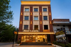 Hotel Luxurio  InHouse Barista Cafe, Near Golden Temple