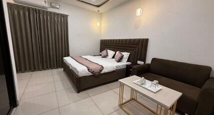 Hotel Stayvora Room Type - Bedroom 10