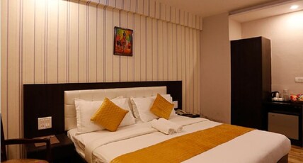 Paradise Ganga -A River side Hotel at Triveni Ghat Room Type - Deluxe Room with Balcony