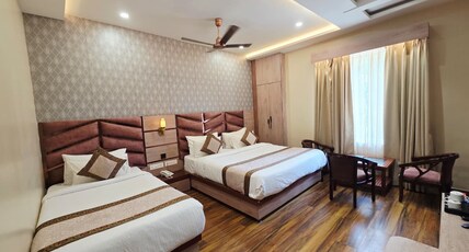 Hotel Mantavya Room Type - FAMILY SUPERIOR