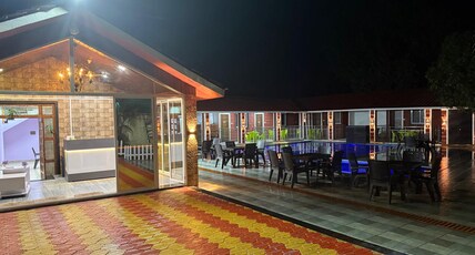 Hotel Rajdhani Resort Room Type - Deluxe Room