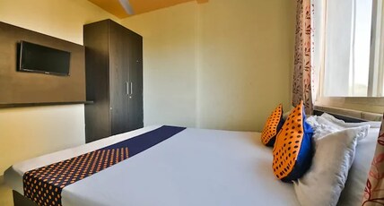 MGH Hotel Mahaveer Room Type - Non AC Budget Room