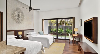 Sheraton Grand Chennai Resort & Spa Room Type - Sea View Top Floor Deluxe Guest Room King Sheraton Grand Chennai Resort & Spa Room Type - Sea View Top Floor Deluxe Guest Room King