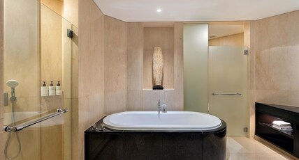Conrad Bali Room Type - DELUXE POOL VIEW KING