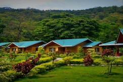 Eco Paradise Resort