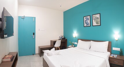 The Elements Inn Room Type - Deluxe Double bed