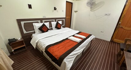 Hotel Zero Miles Kargil Room Type - Bedroom 8