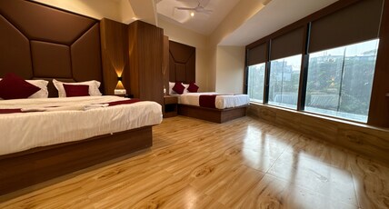 Hotel Cliff Garden Room Type - Quadruple Room with Garden View