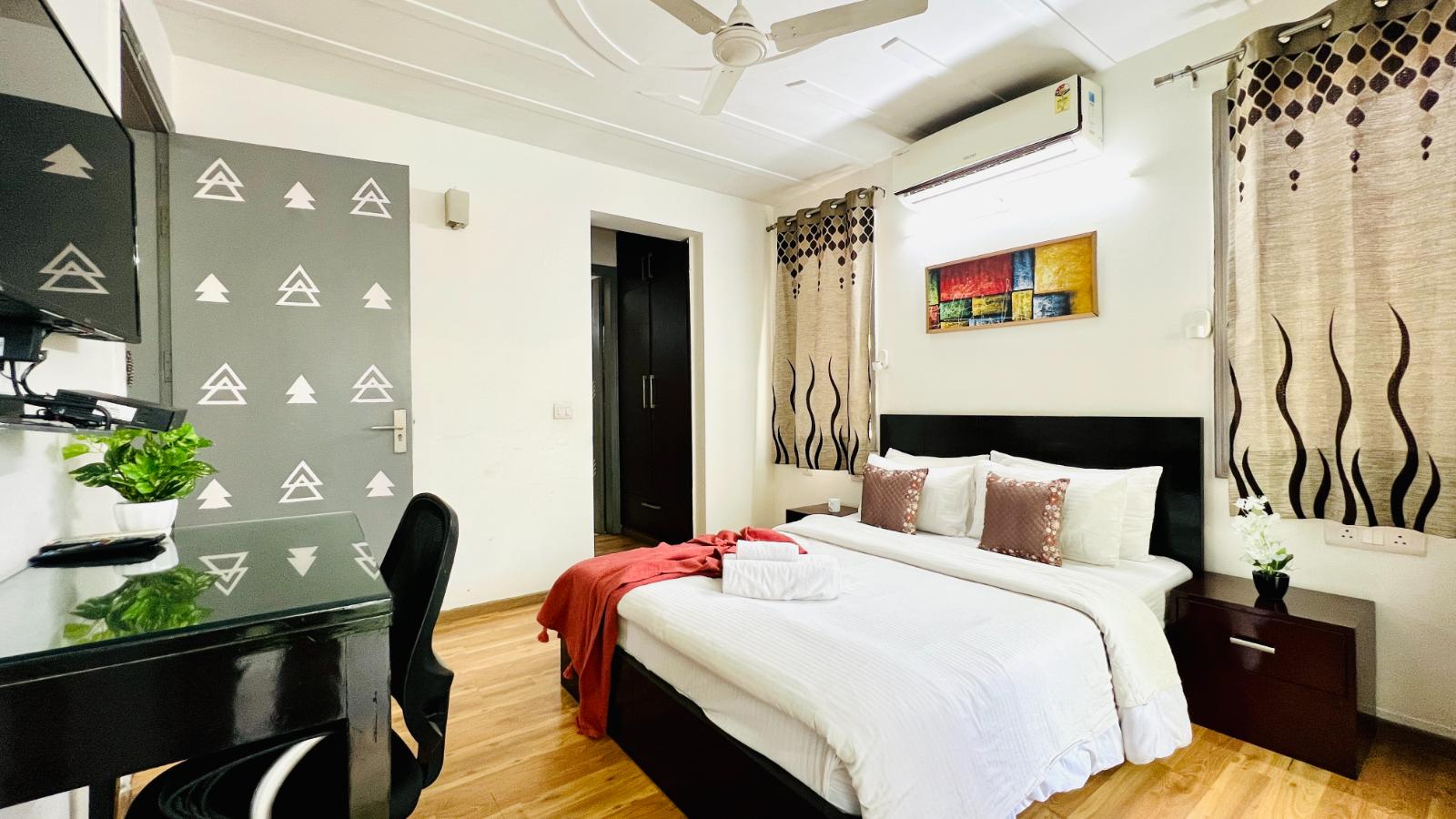 BluO 2BHK Medanta Medicity, Kitchen, Lift, Balcony - Tap to explore photos