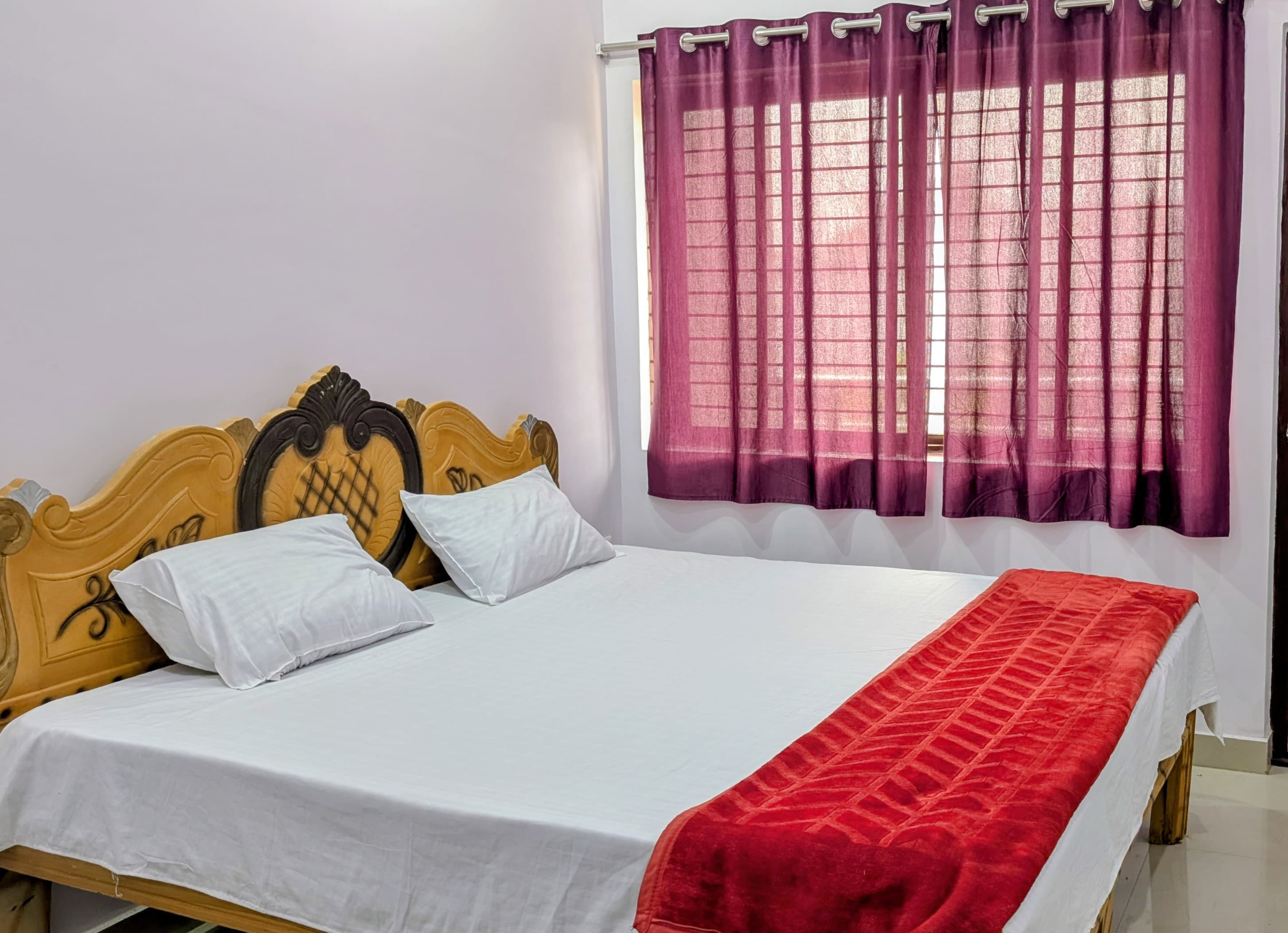 Hotel Sakshi Palace - Tap to explore photos