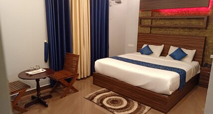Guru Bhavan Inn Room Type - Executive Non AC Room With Bathtub