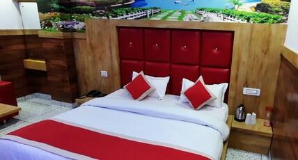 Hotel Amreshwar Room Type - Super Deluxe room