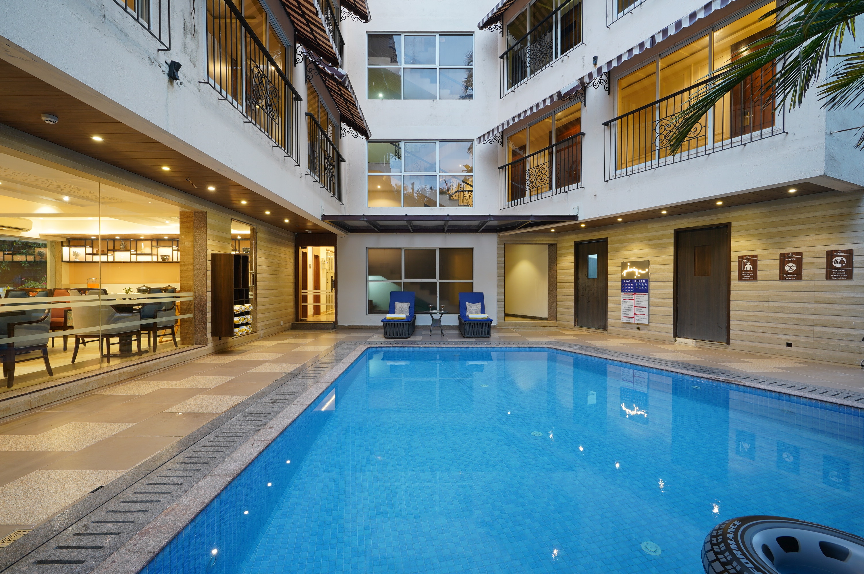 Perfectstayz Premium Grand Inn - Tap to explore photos