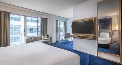 Hilton Auckland Room Type - KING HILTON GUESTROOM
