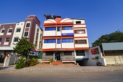 FabHotel Akshay Inn