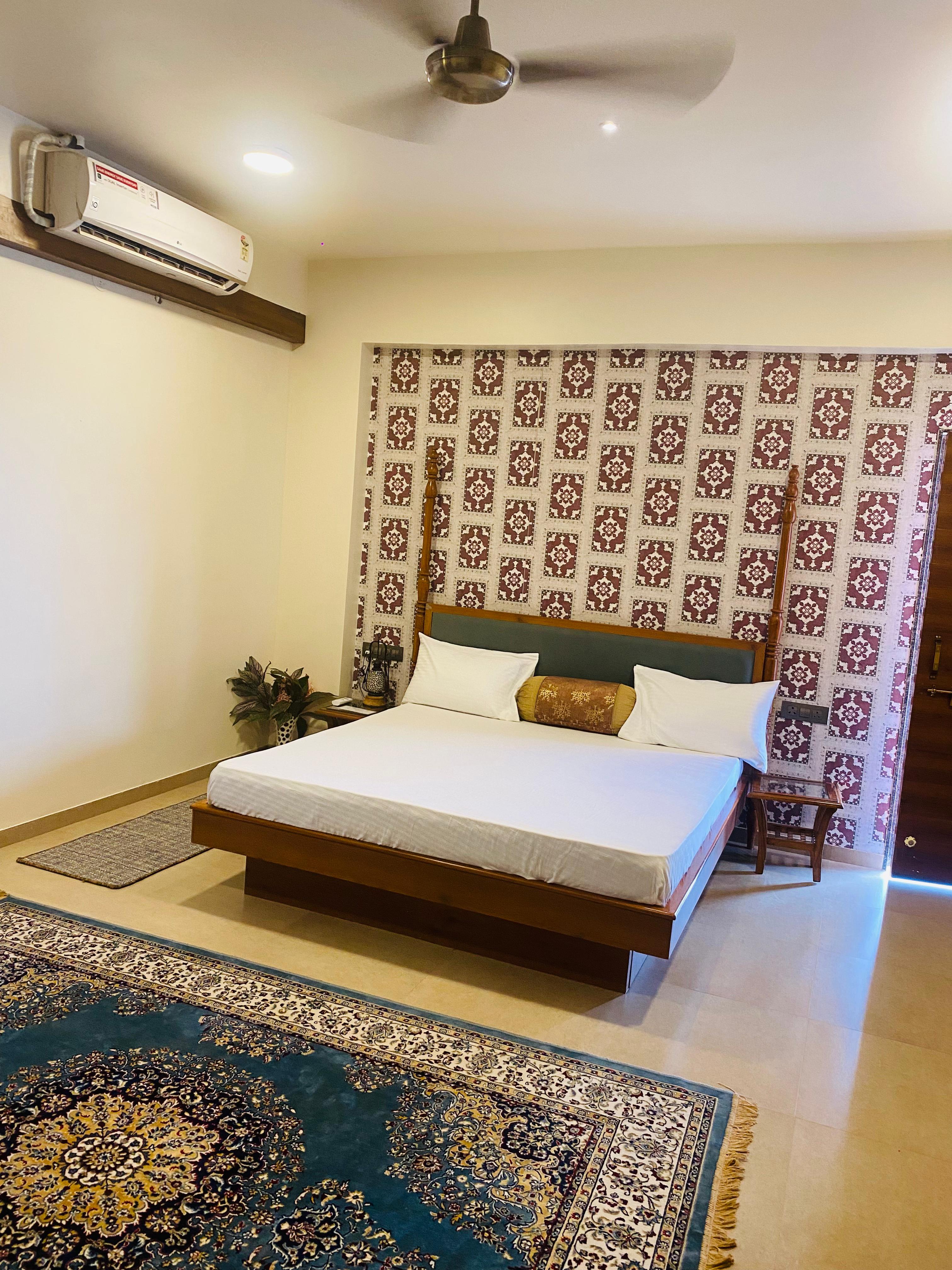 Oasis Residency and Resort - Tap to explore photos