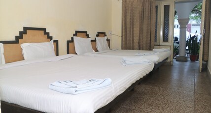 Shiv Vishram Garh Room Type - Non AC Four Person Room