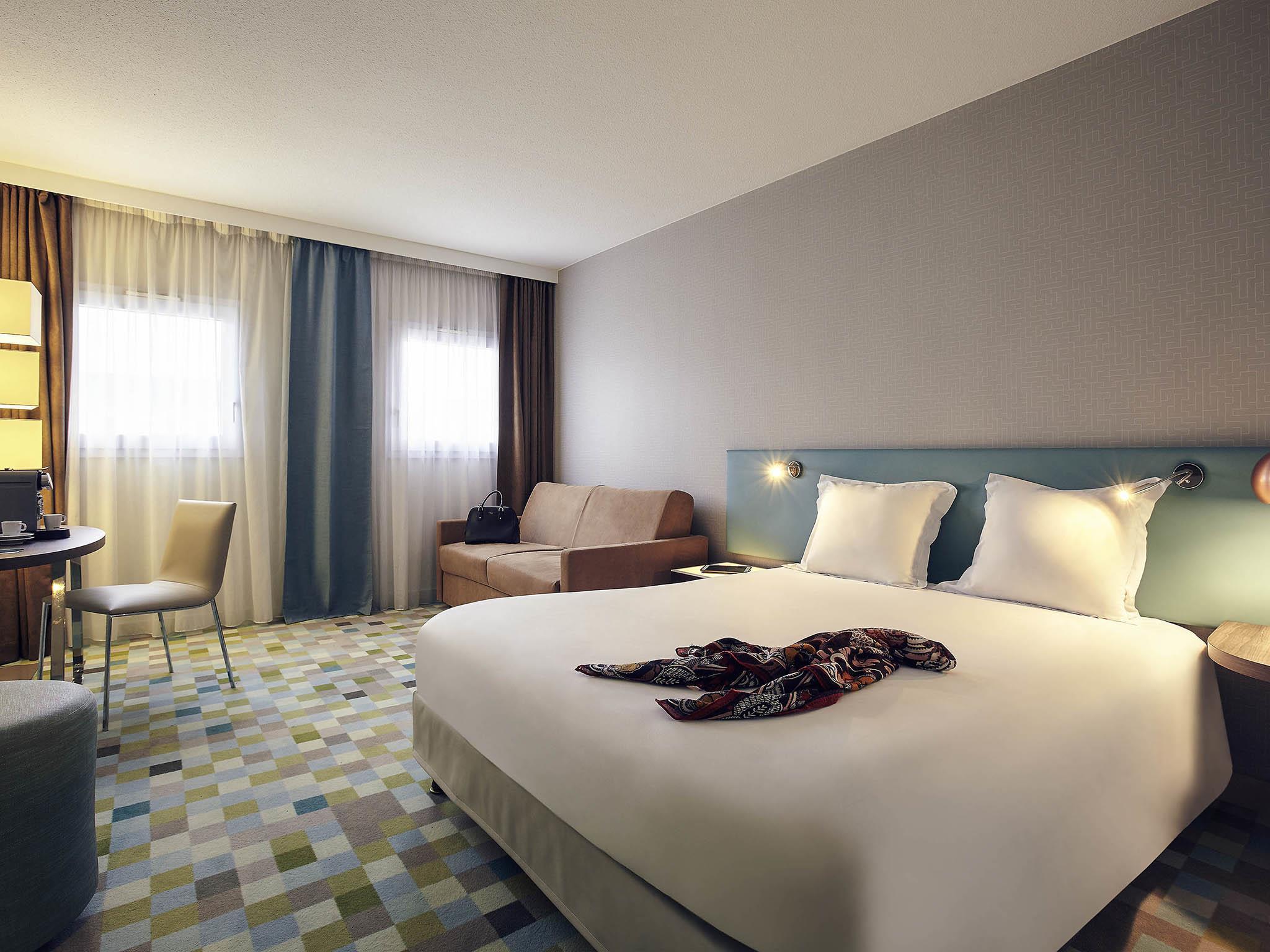 Hotel Mercure Marne la vall - Tap to explore photos