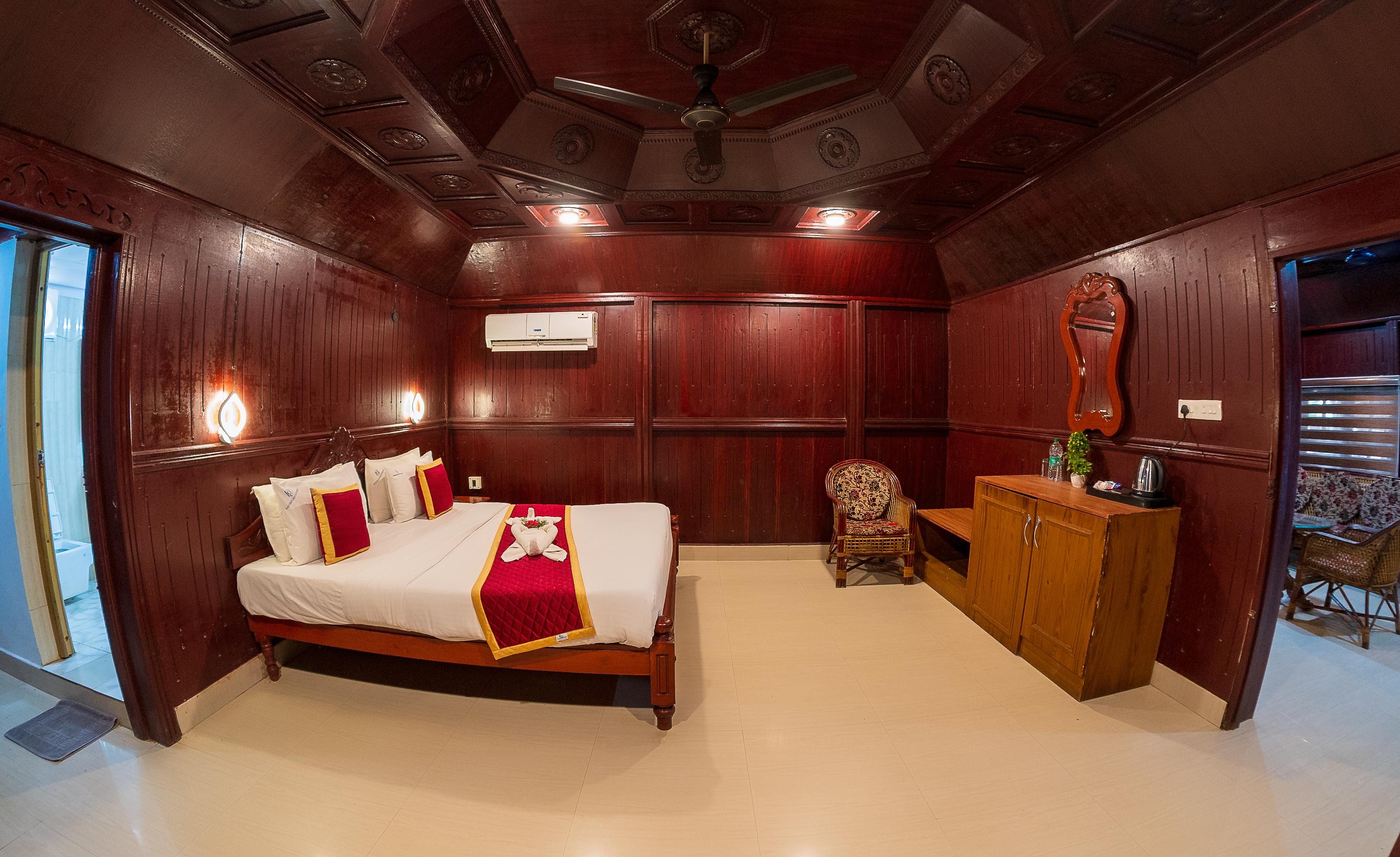 Black Beach Resort - Tap to explore photos