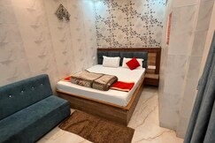 Address of Shree Radhe Radhe Garden / Ayodhya Dham