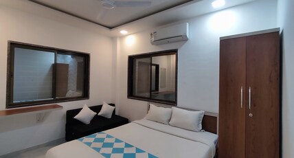 Stay Origin (Nesteasy Homestay's) Room Type - Deluxe AC room