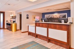 Hampton Inn Seattle/Airport