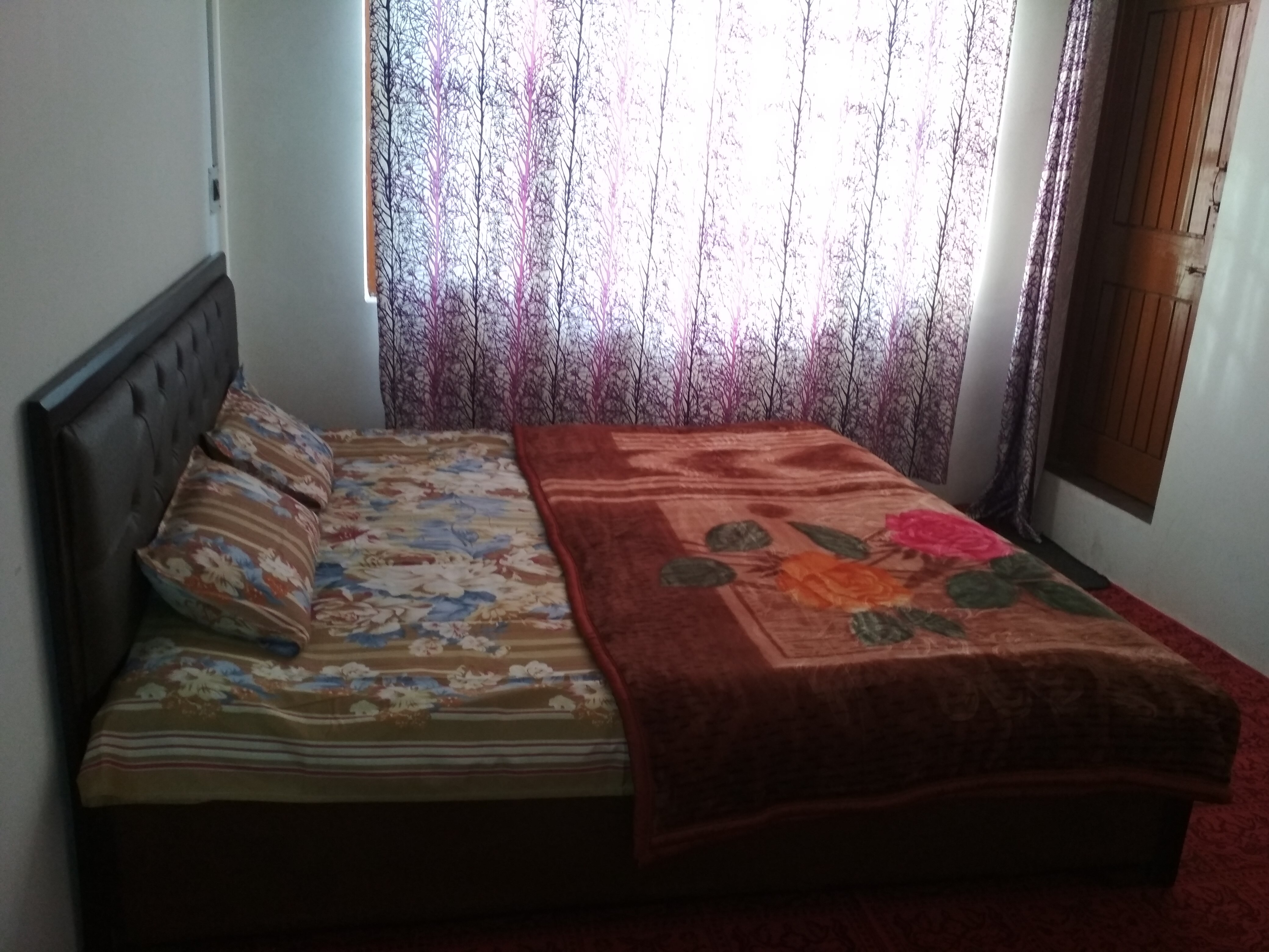 SHAYAS GUEST HOUSE - Tap to explore photos