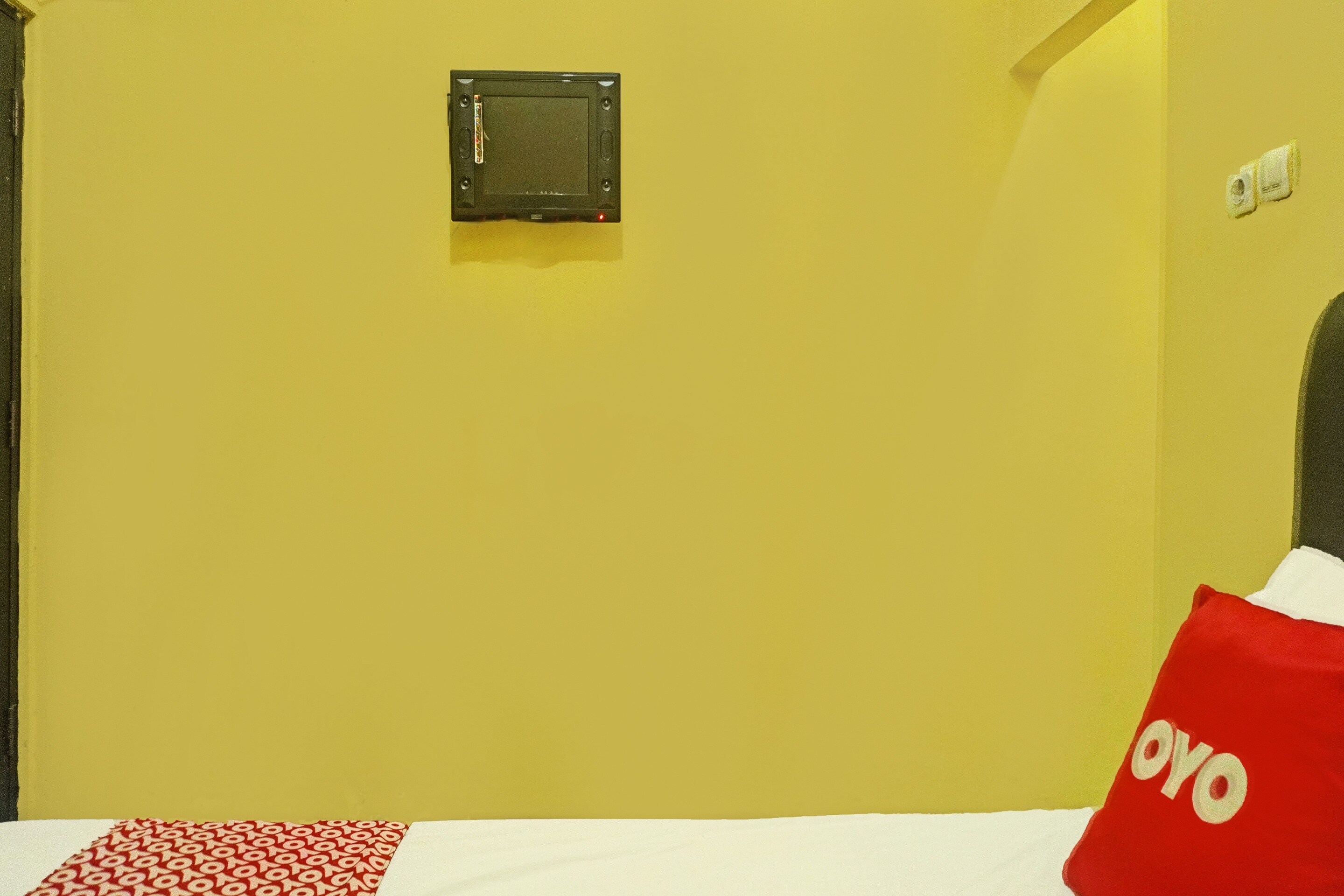 Hotel O Sweet Candy 1 Syariah - Tap to explore photos