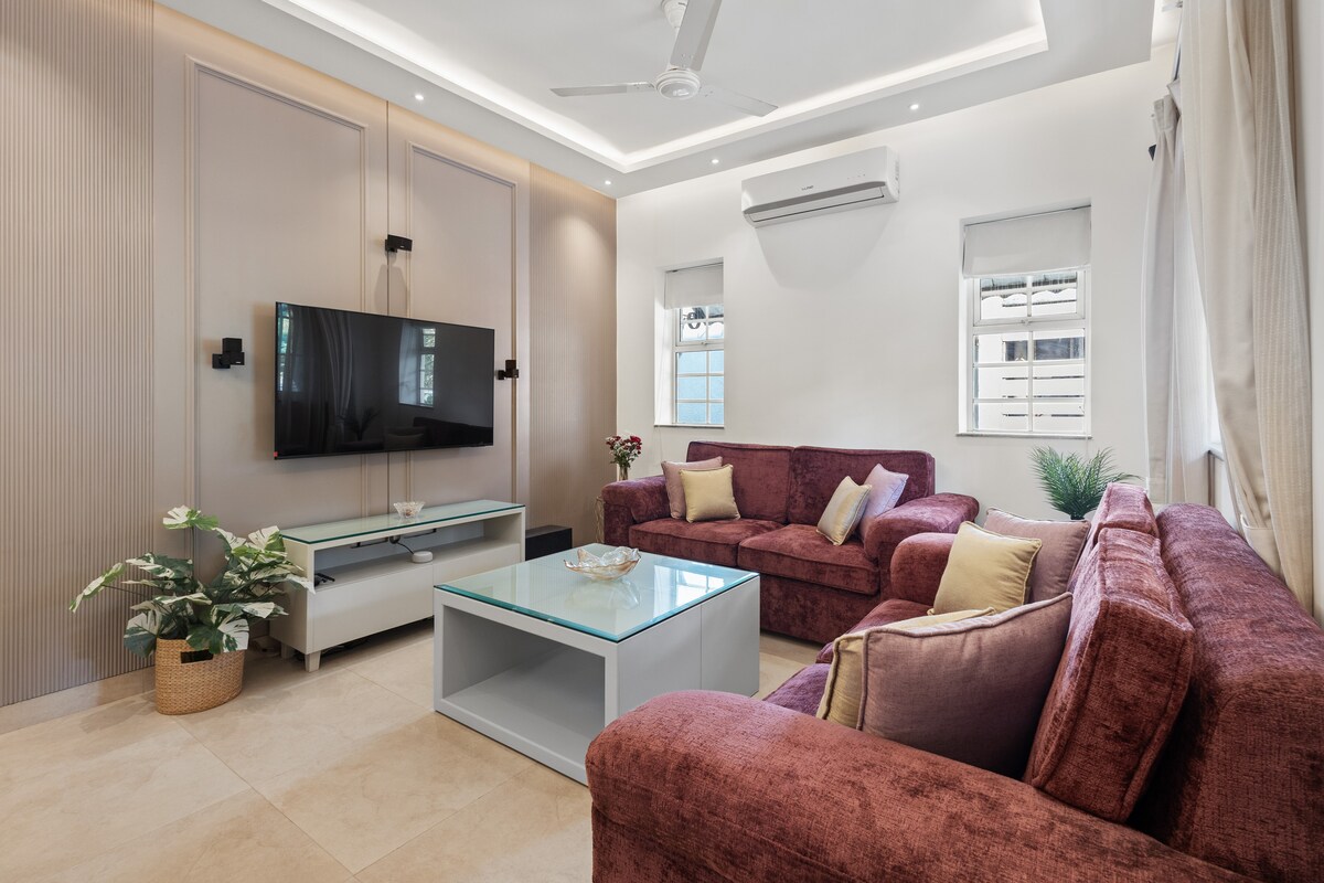 Luxury 4 bedroom villa with pool near Uddo beach - Tap to explore photos