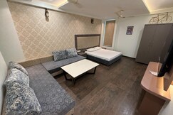 Address of Belgium House Hotel
