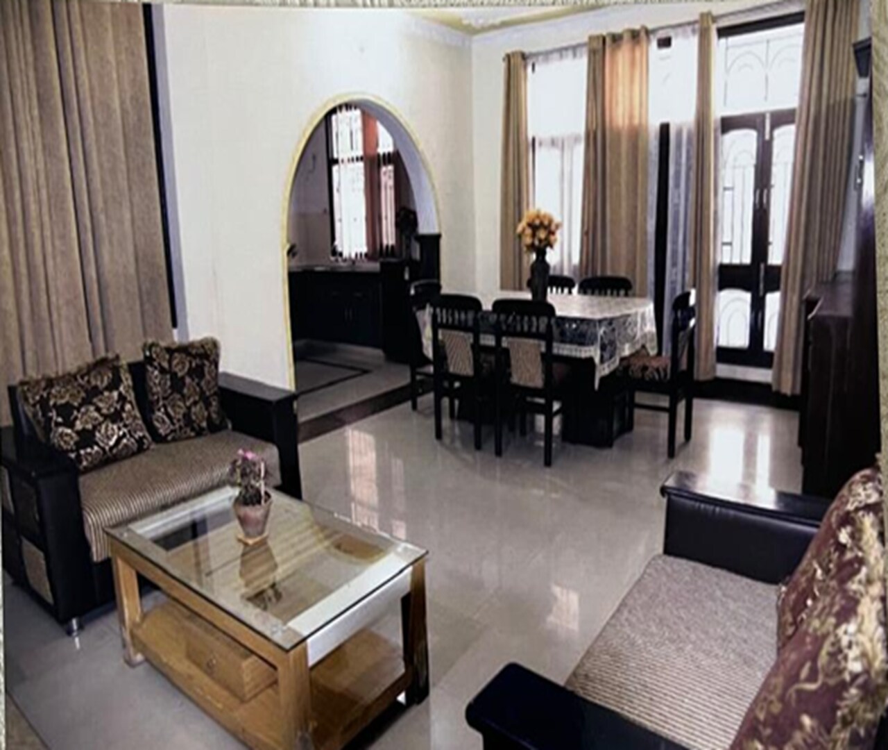 Sartaj Home Stay - Tap to explore photos