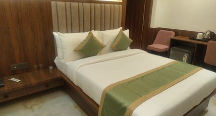 WORMWOOD SYNERGY VARANASI Room Type - Family Suite