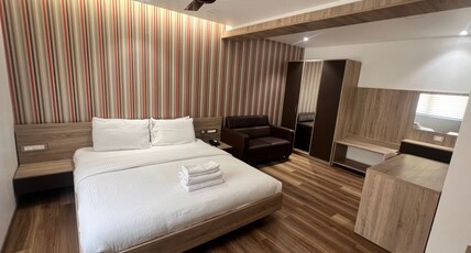 Sai Towers Room Type - Premium Family Suite