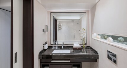 InterContinental MUSCAT Room Type - 2 Queen Sea View Top Floor Balcony