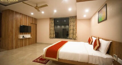 Hotel Raindew Room Type - Business Suite