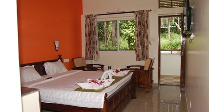 Hotel Anjali's Classic International Room Type - Premium Room