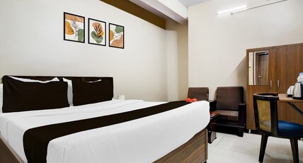 Super Collection O NIT More Adityapur Formerly Hotel Subheksha Room Type - Deluxe