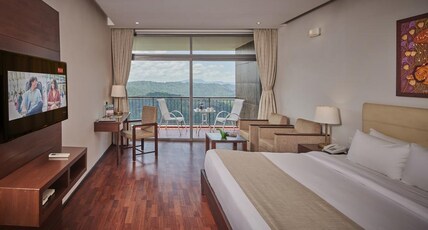 Ragamaya Resort & Spa Munnar Room Type - Premium Lake View