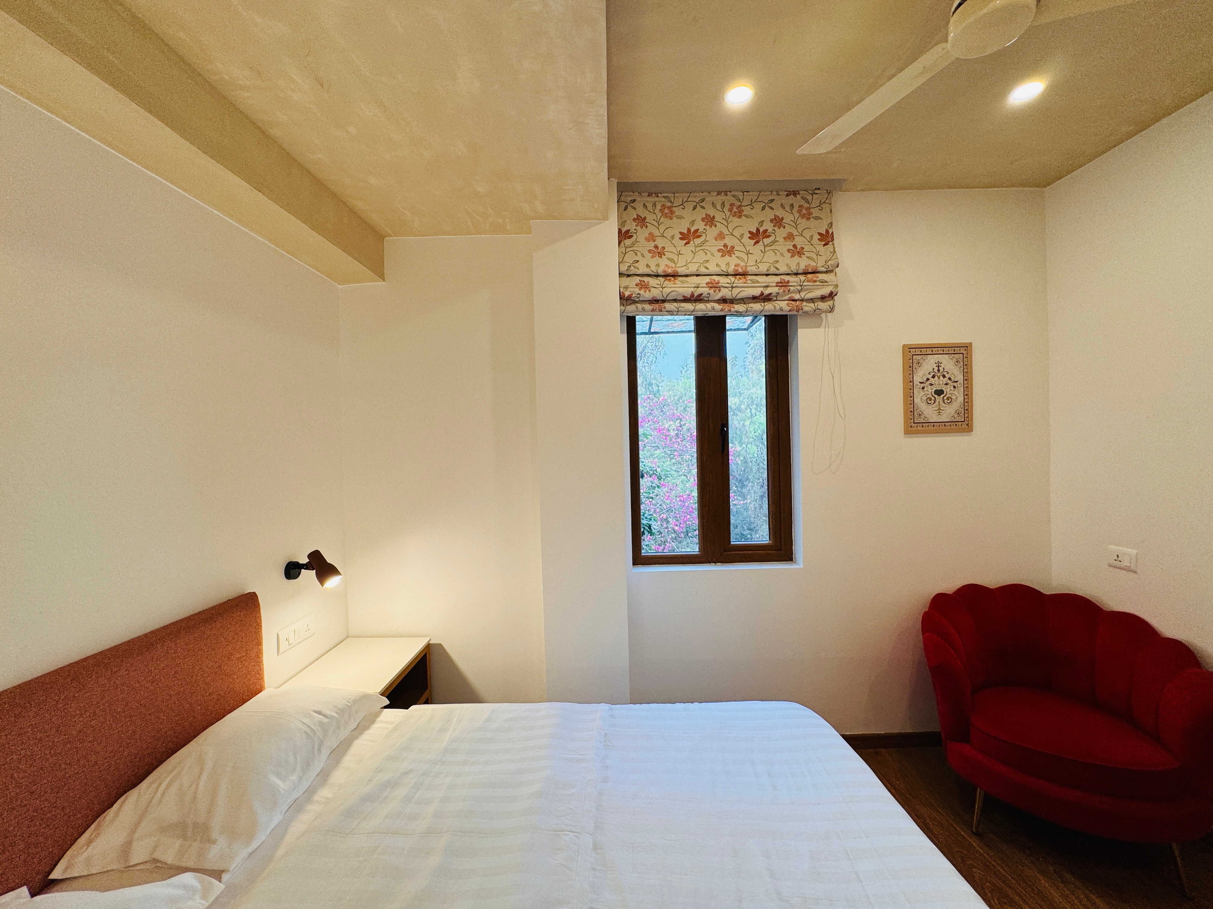 Royal Suite at Hauz Khas - Tap to explore photos